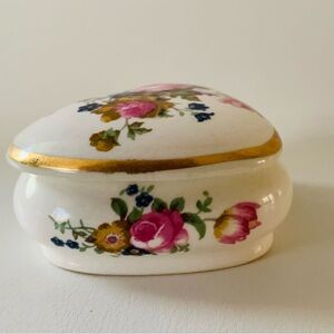 Palissy Trinket box from England